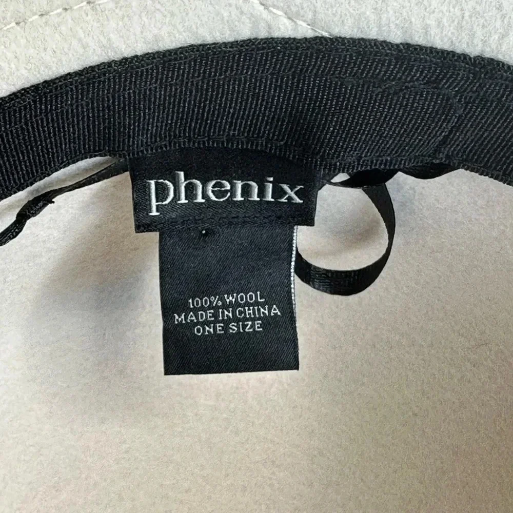 PHENIX Retro Wool Felt Cloche Style Hat in Ivory Chic Lady Neutral, Size OS‎